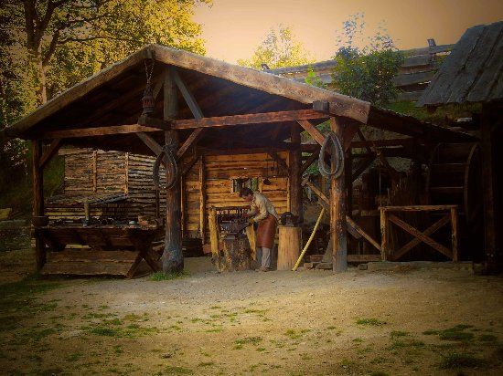 Zelazny Tygiel Walonska Osada Poszukiwaczy Skarbow