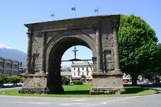 Arco Onorario d'Augusto