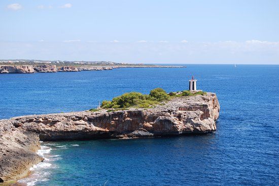 la Torre Serral dels Falcons