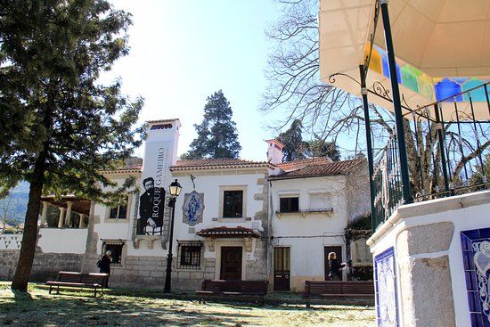 Museu de Aguarela de Alfredo Roque Gameiro