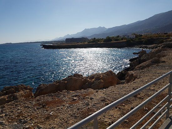 Lapta Coastal Walkway