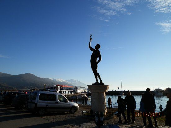 Catcher Of A Cross Monument