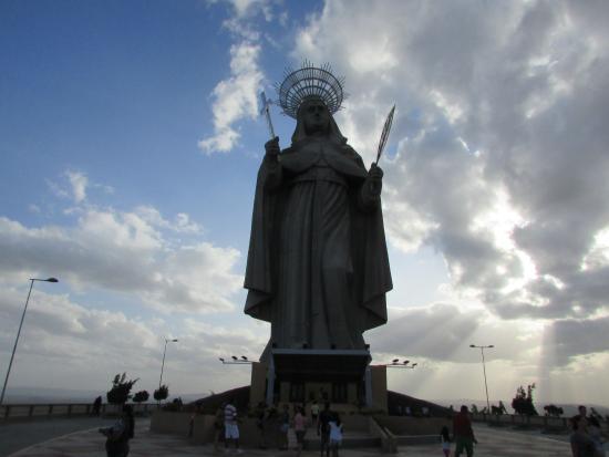 Estátua de Santa Rita de Cássia