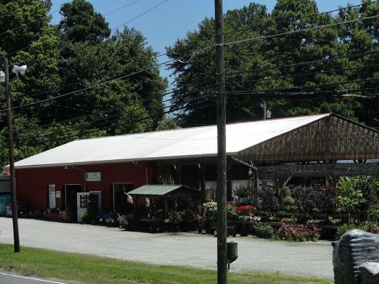 Clay's Garden Center & Farm Market