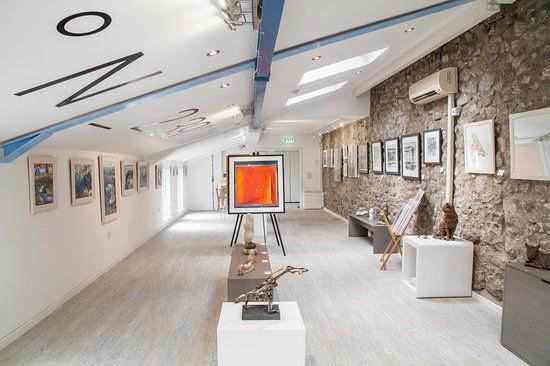 Longitude Art Gallery