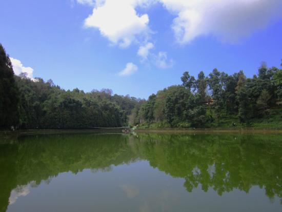 Phushrey Lake
