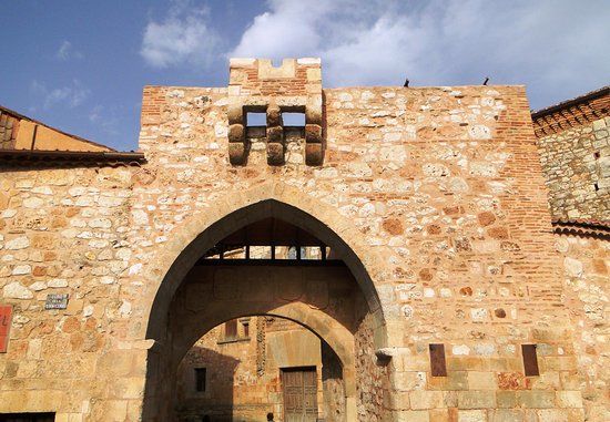 El Arco Medieval de Ayllón
