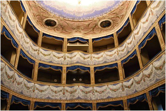 Teatro Angelo Mariani