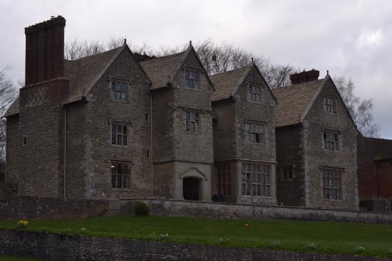 Wilderhope Manor