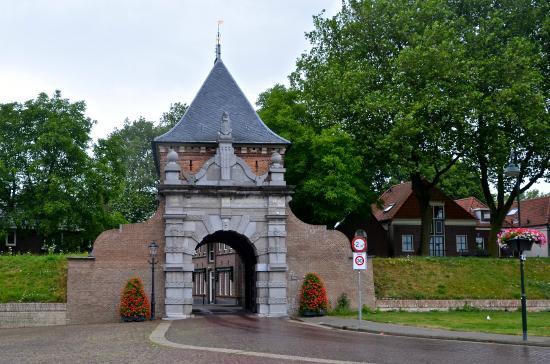 De Veerpoort