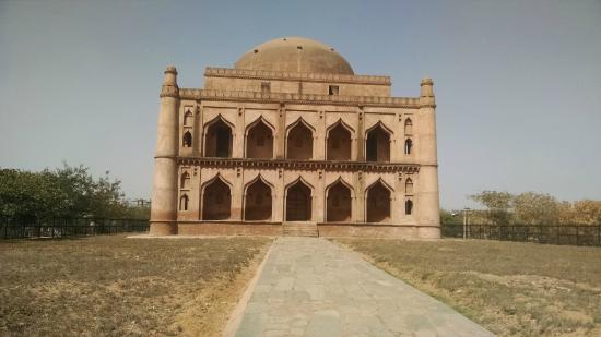 Chor Gumbad