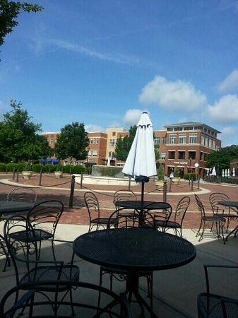 Cafe Carolina & Bakery