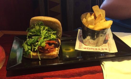 Red Robin Gourmet Burgers