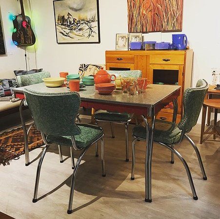 4th Meridian Auctions and Vintage Shop