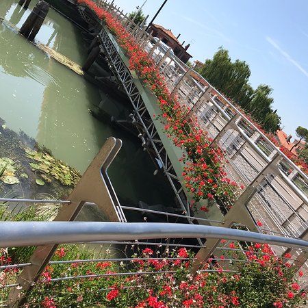 Ponte Monumento ai Marinai Caduti