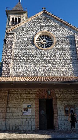 Santuario di Nostra Signora de la Salette
