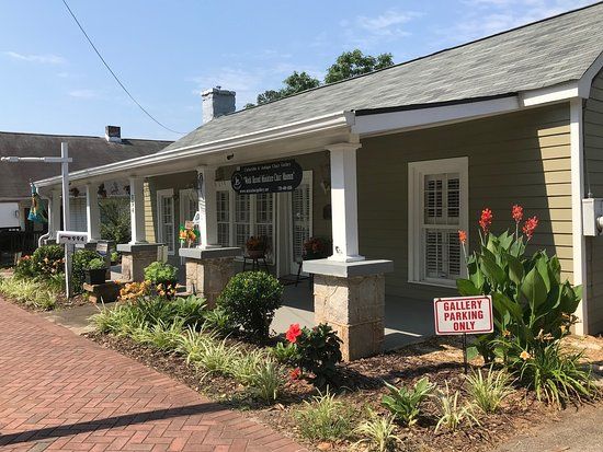 Chair Gallery Museum