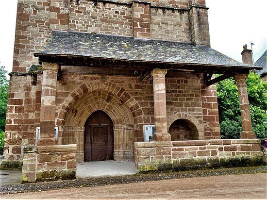 église Saint-Pantaléon de Saint-Pantaléon-de-Larche