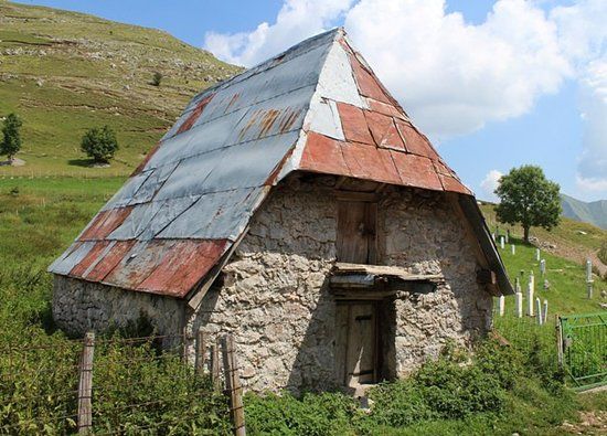 Stari tipovi gradnje kuca