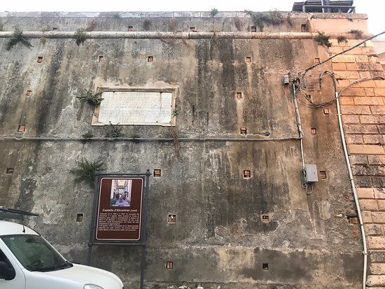 Castello d'Alcontres