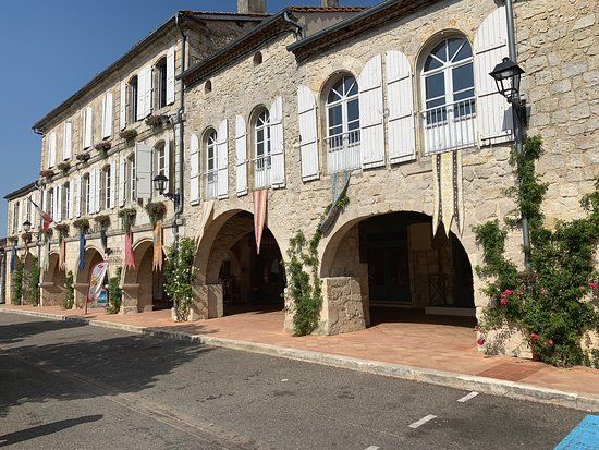 Bastide de Montreal-du-Gers