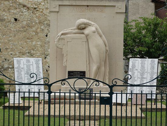 Eymet War Memorial