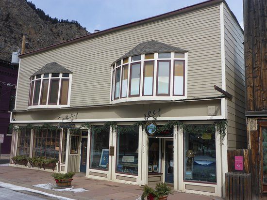 Grizzly Creek Gallery