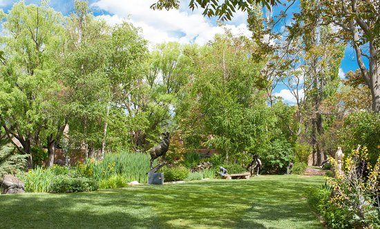 Nedra Matteucci Galleries