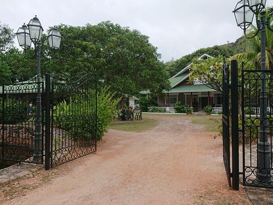 Le Chevalier Bay Restaurant