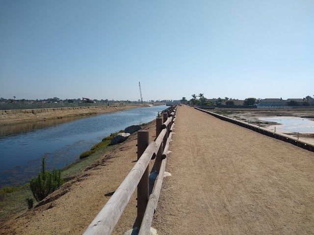 Bolsa Chica Wetlands Brightwater Trailhead