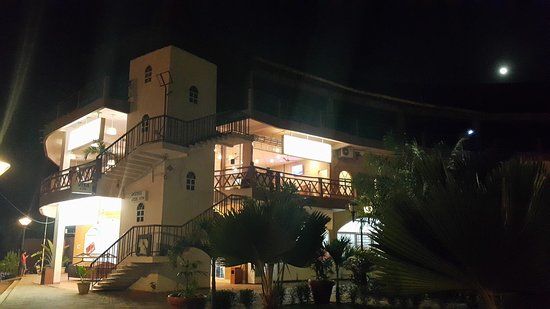 Vineyard Multi Cuisine