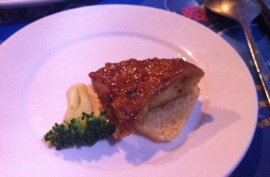 Yang Guang Hai An Zi Zhu Bai Hui