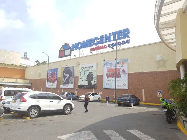Centro Comercial Jardín Plaza