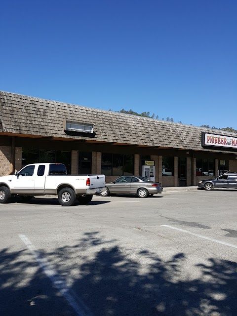 Pioneer Market