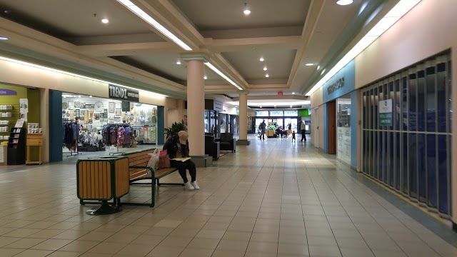 Market Mall Mini Golf