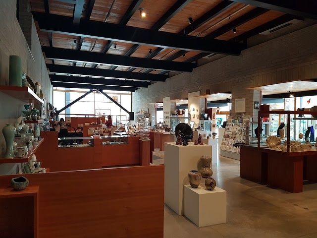 Canadian Clay and Glass Gallery