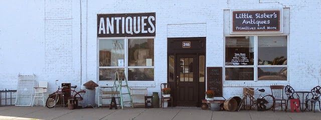 Little Sister's Antiques