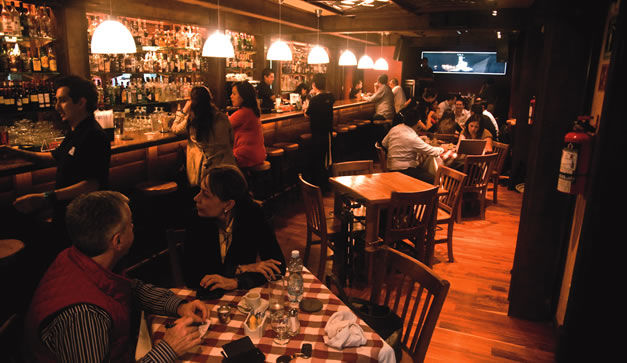 el Salón Pata Negra