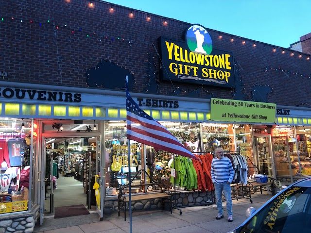 Yellowstone Gift Shop