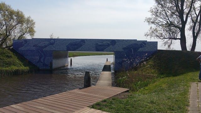 Elfstedenmonument Tegeltjesbrug