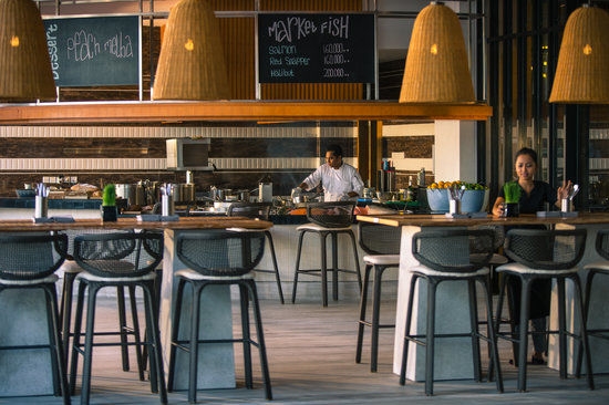 Big Fish Bar and Grill