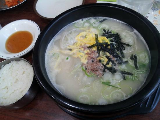 Sinseon Seolnongtang Sinchon