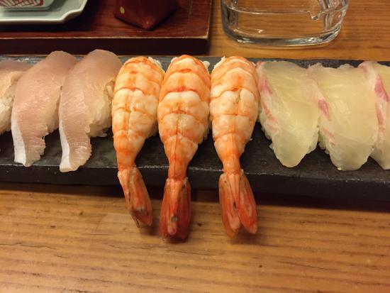 Den Shichi Sushi Saiin