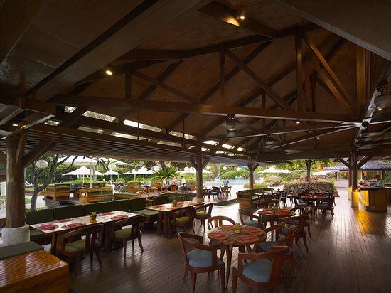 Buko Bar at Shangri-La's Mactan Resort & Spa