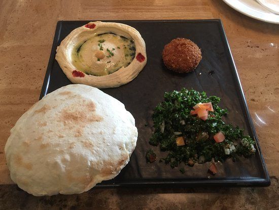 Qasr Grille & Mezze Bar