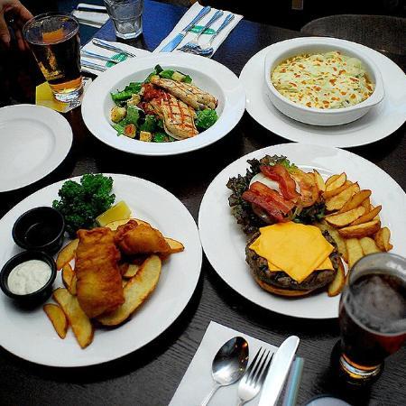 Wolfhound Irish Pub & Restaurant