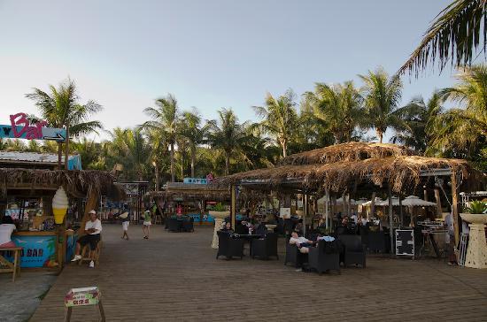 Happy Panda beach bar and restaurant