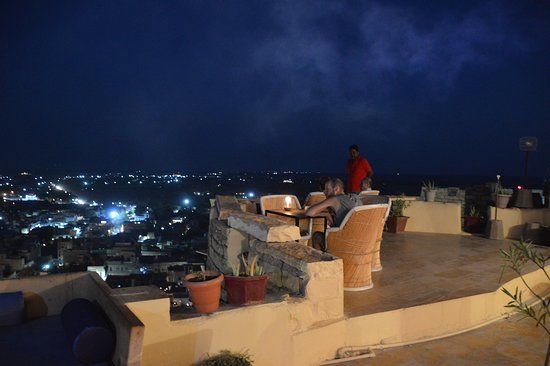 Lake View Restaurant