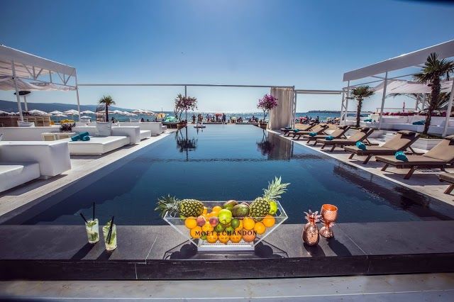 Strandclub Bedroom Beach