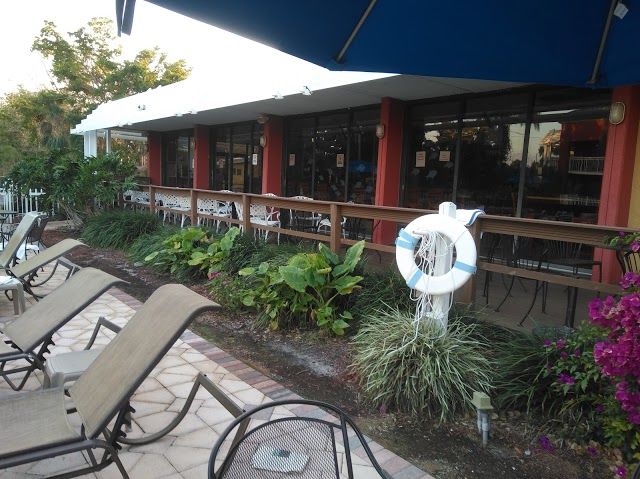 5th Avenue Shopping Naples Florida